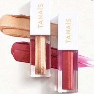 Lip Gloss
LIP OIL DUO
Sephora Tanais “SUNSET TO STARS
Brand New